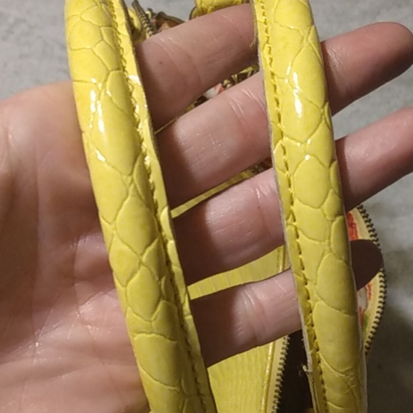 Purse - Picture 3 of 4